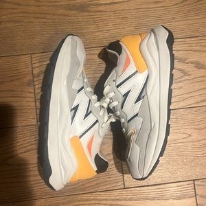 Used new balances 57/40— great condition